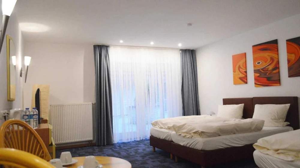 Hotel B8 Voerde
