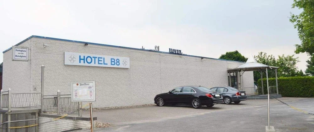 Hotel B8 Voerde