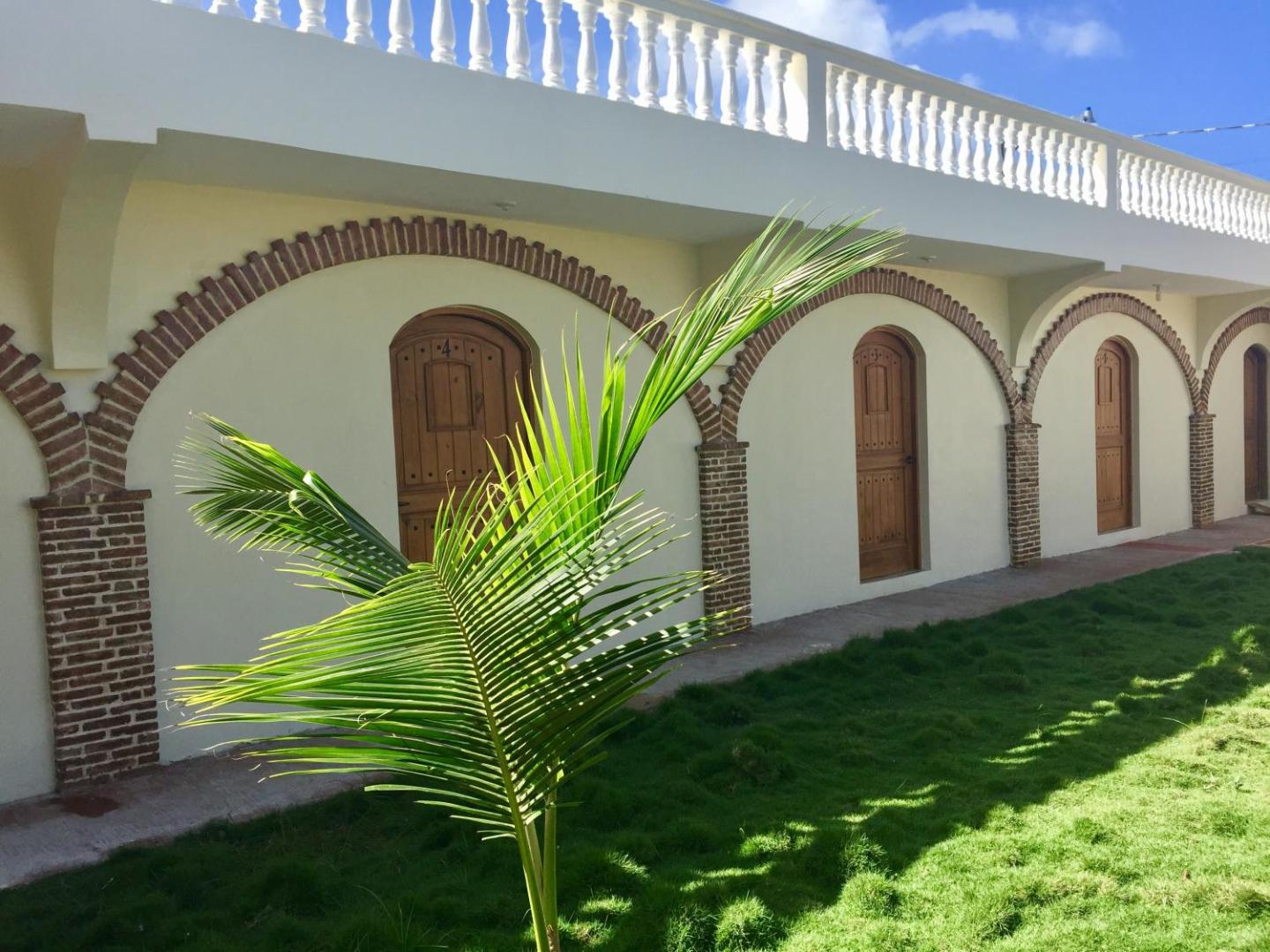 Aparta Hotel Yamili