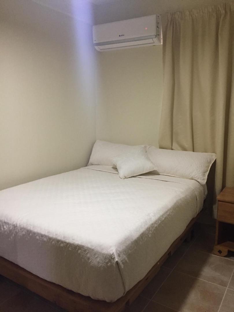 Aparta Hotel Yamili