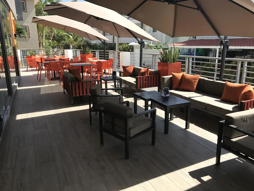 Coral Suites Beach Club & Spa