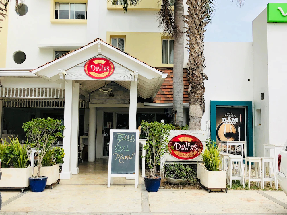 Coral Suites Beach Club & Spa