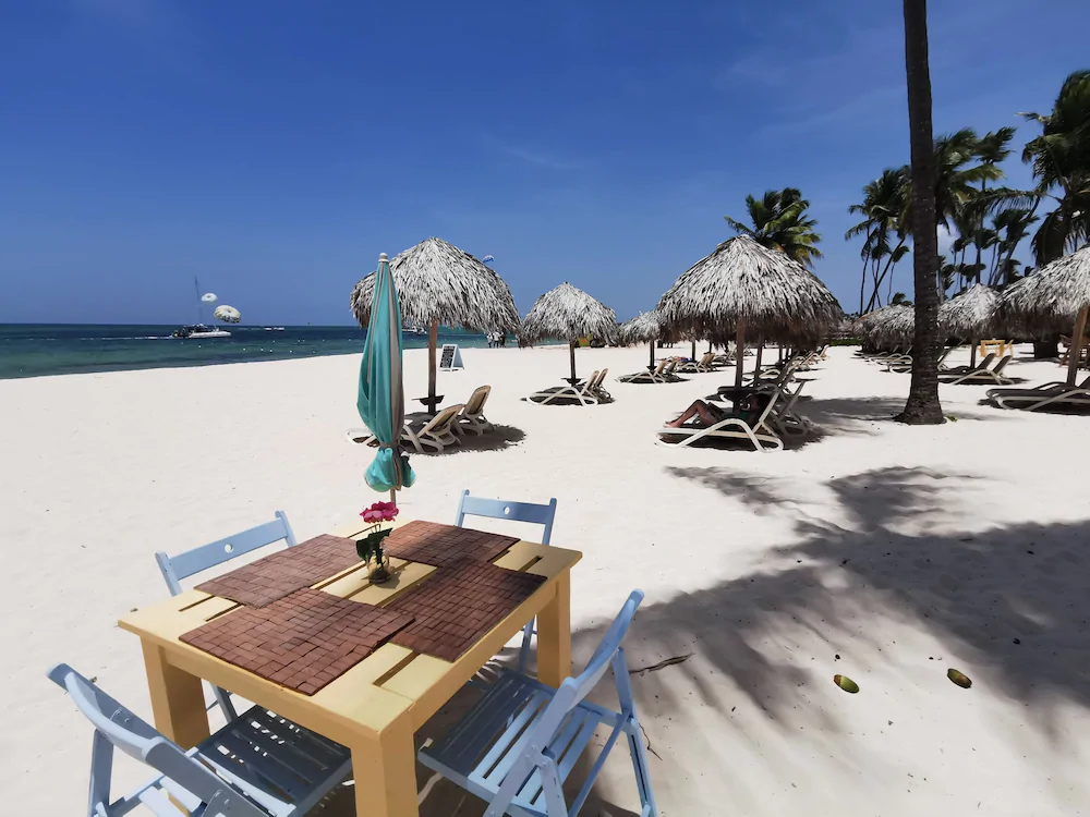 Coral Suites Beach Club & Spa