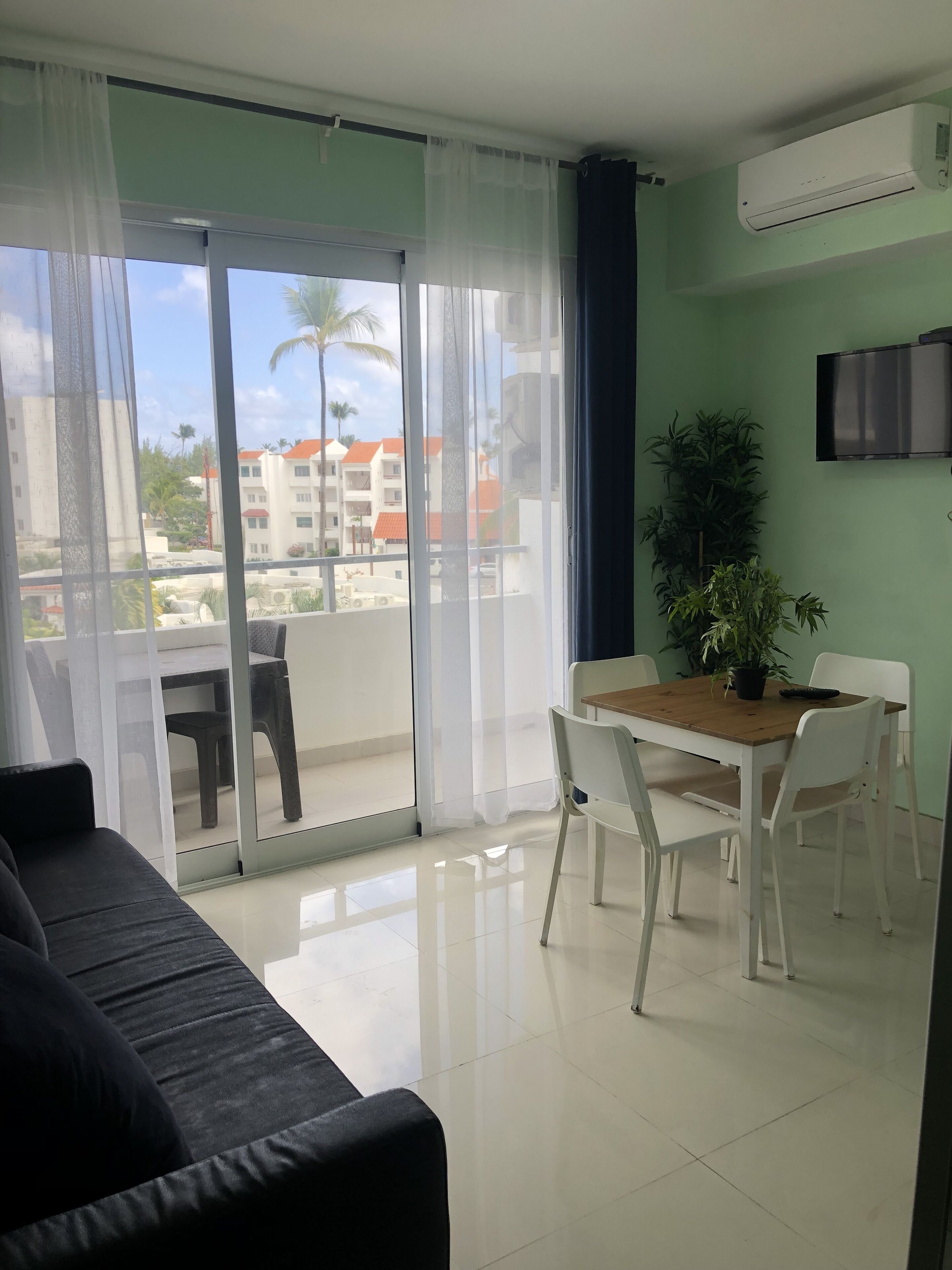 Ducassi Rooftop Pool Deluxe Suites