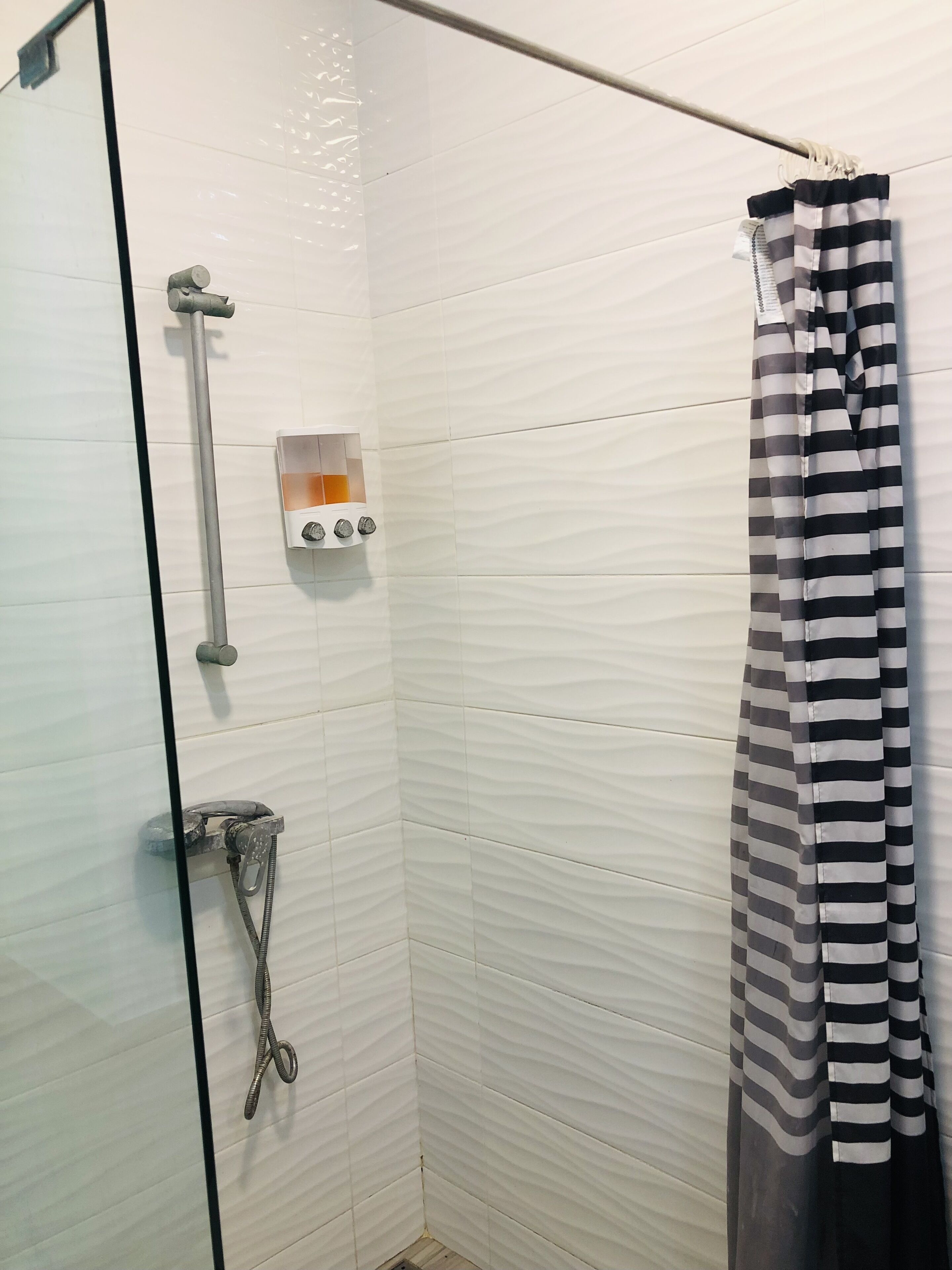 Ducassi Rooftop Pool Deluxe Suites