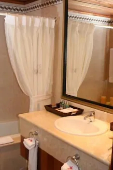 The Golf Suites