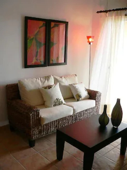 The Golf Suites
