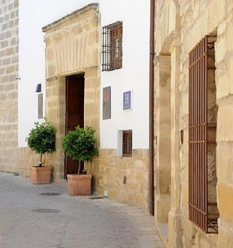 Hotel Puerta de la Luna