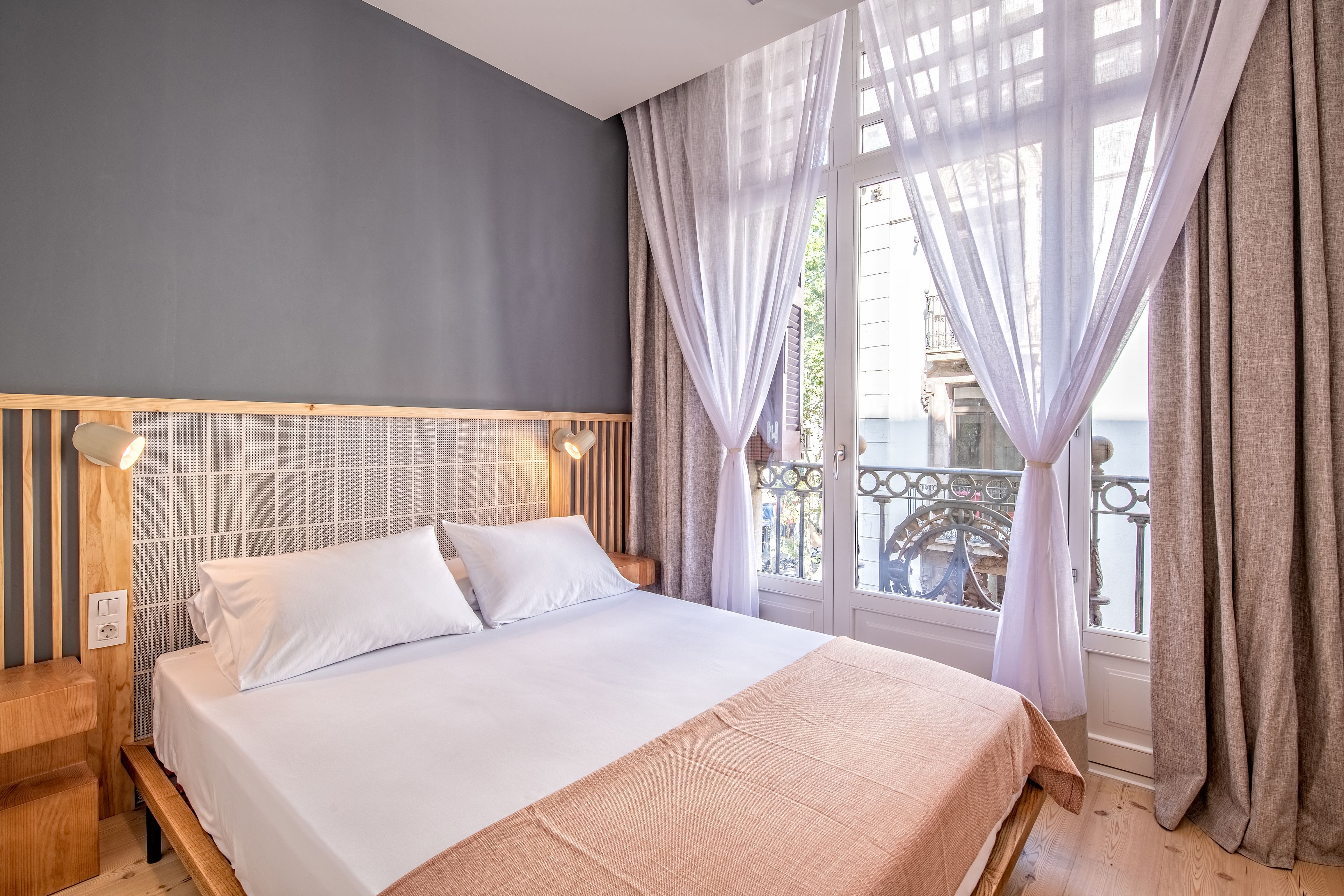 Gòtic by The 5ve Soul