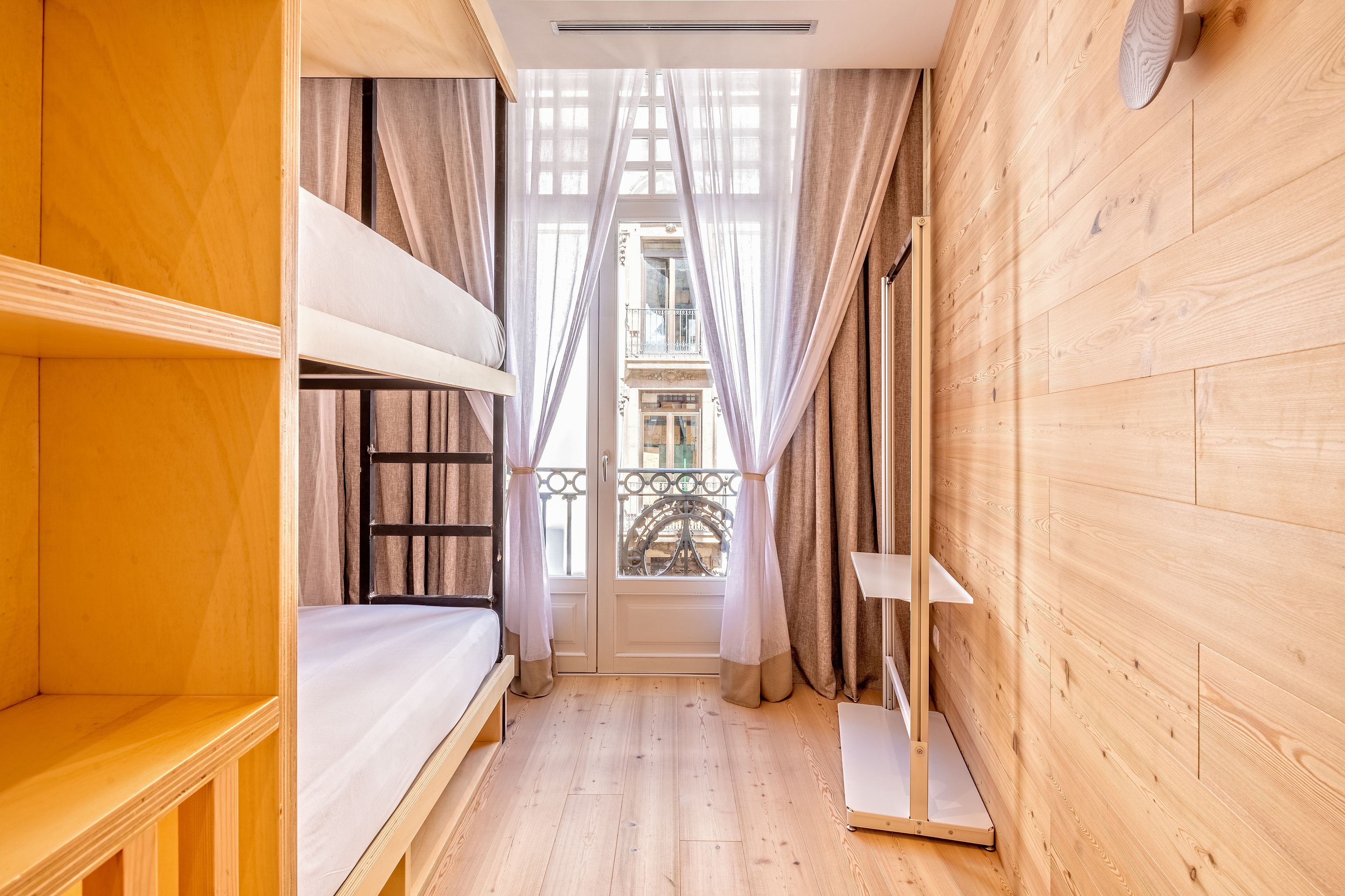 Gòtic by The 5ve Soul