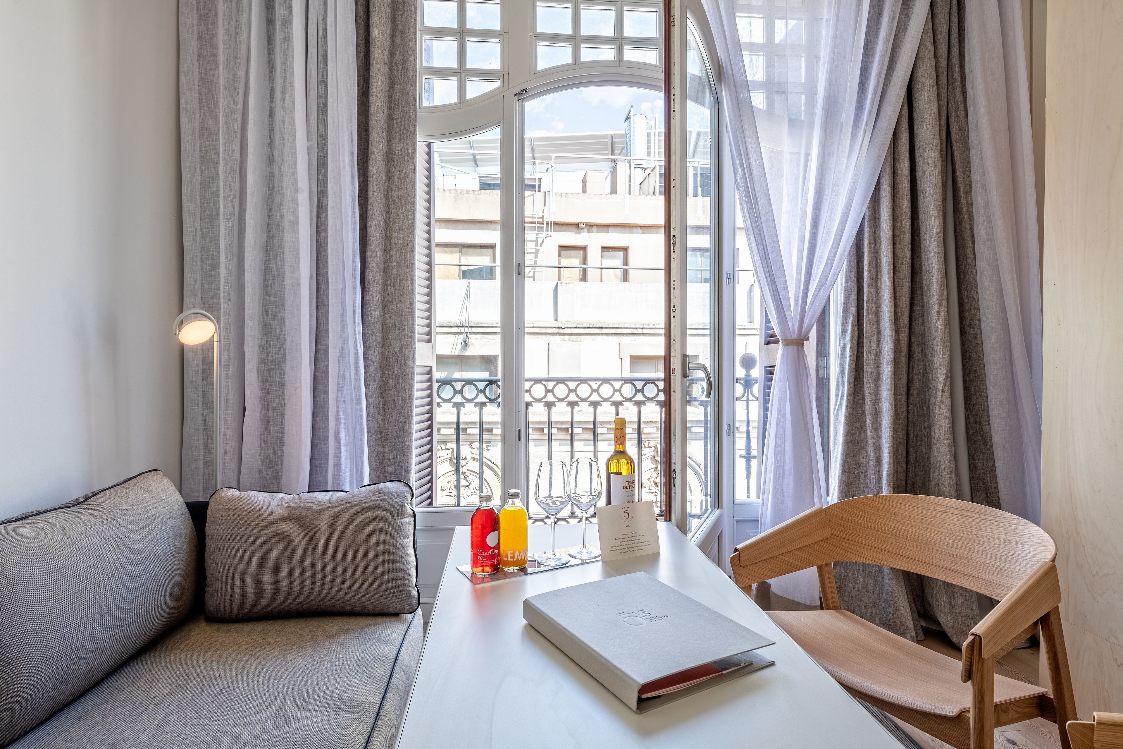 Gòtic by The 5ve Soul