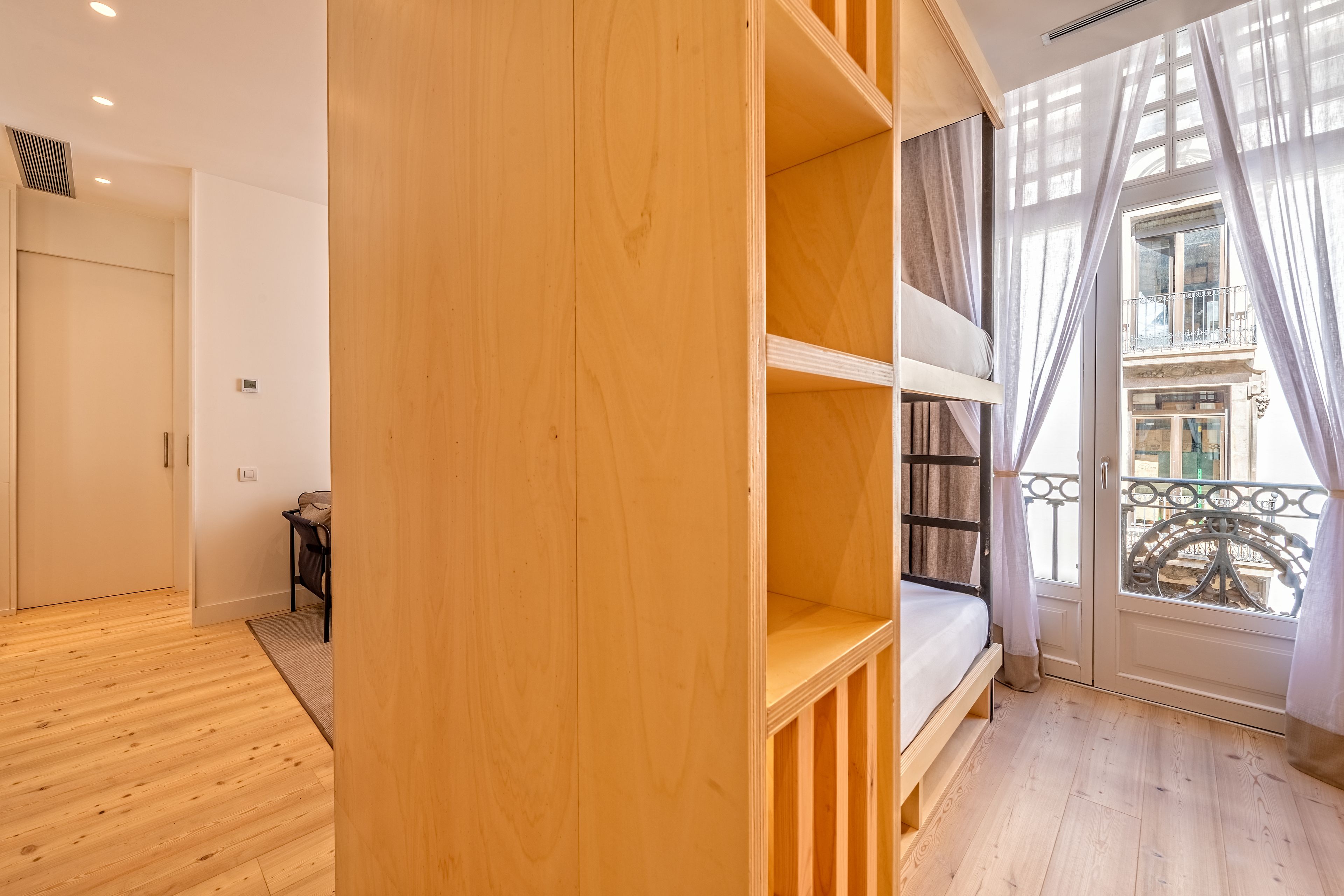 Gòtic by The 5ve Soul