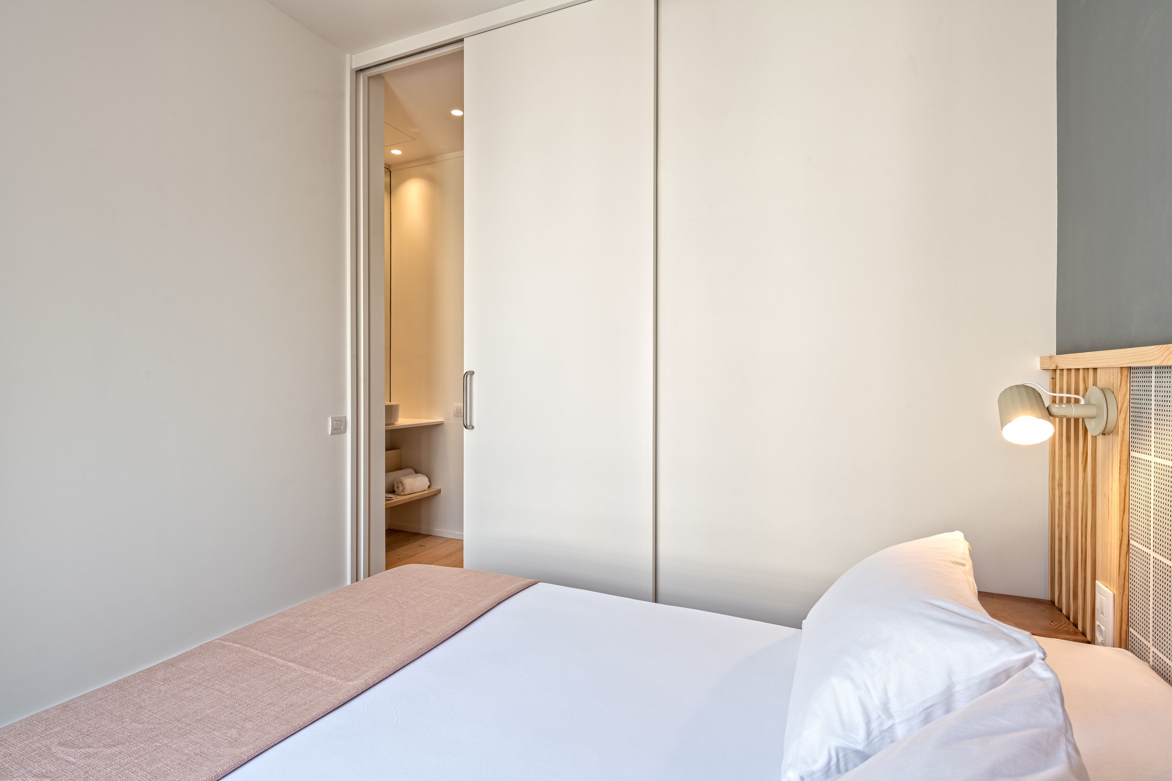 Gòtic by The 5ve Soul