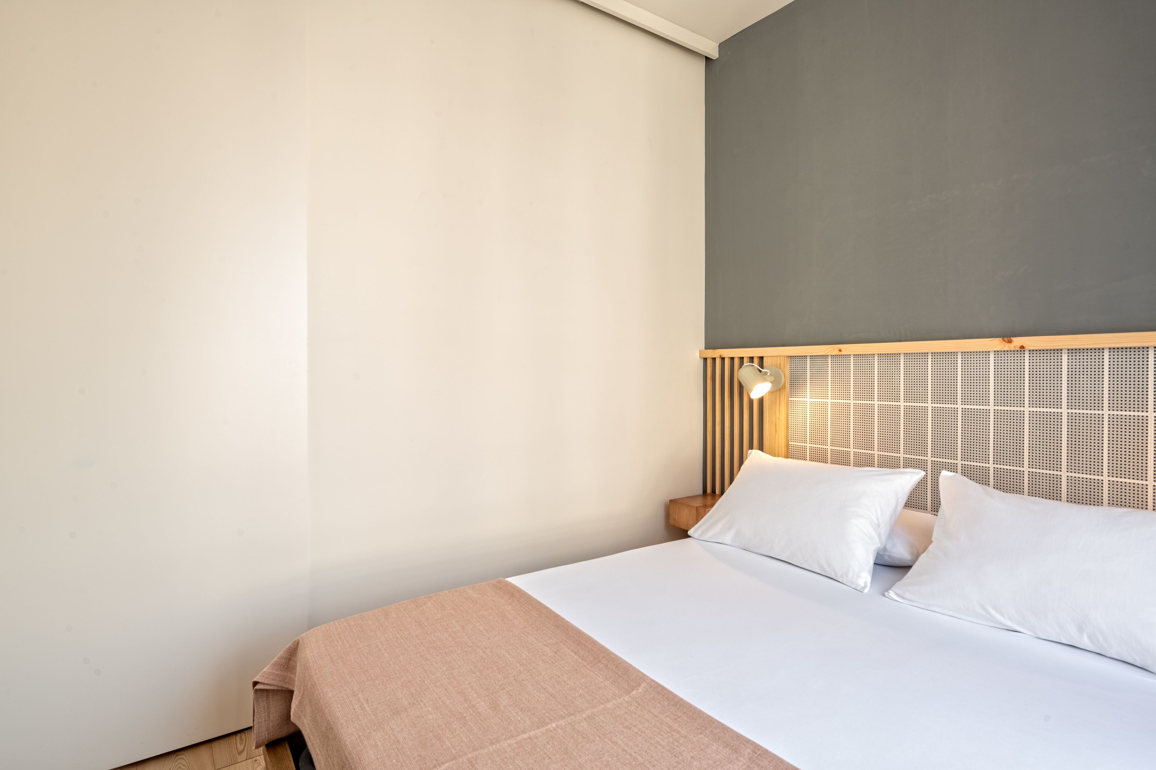 Gòtic by The 5ve Soul