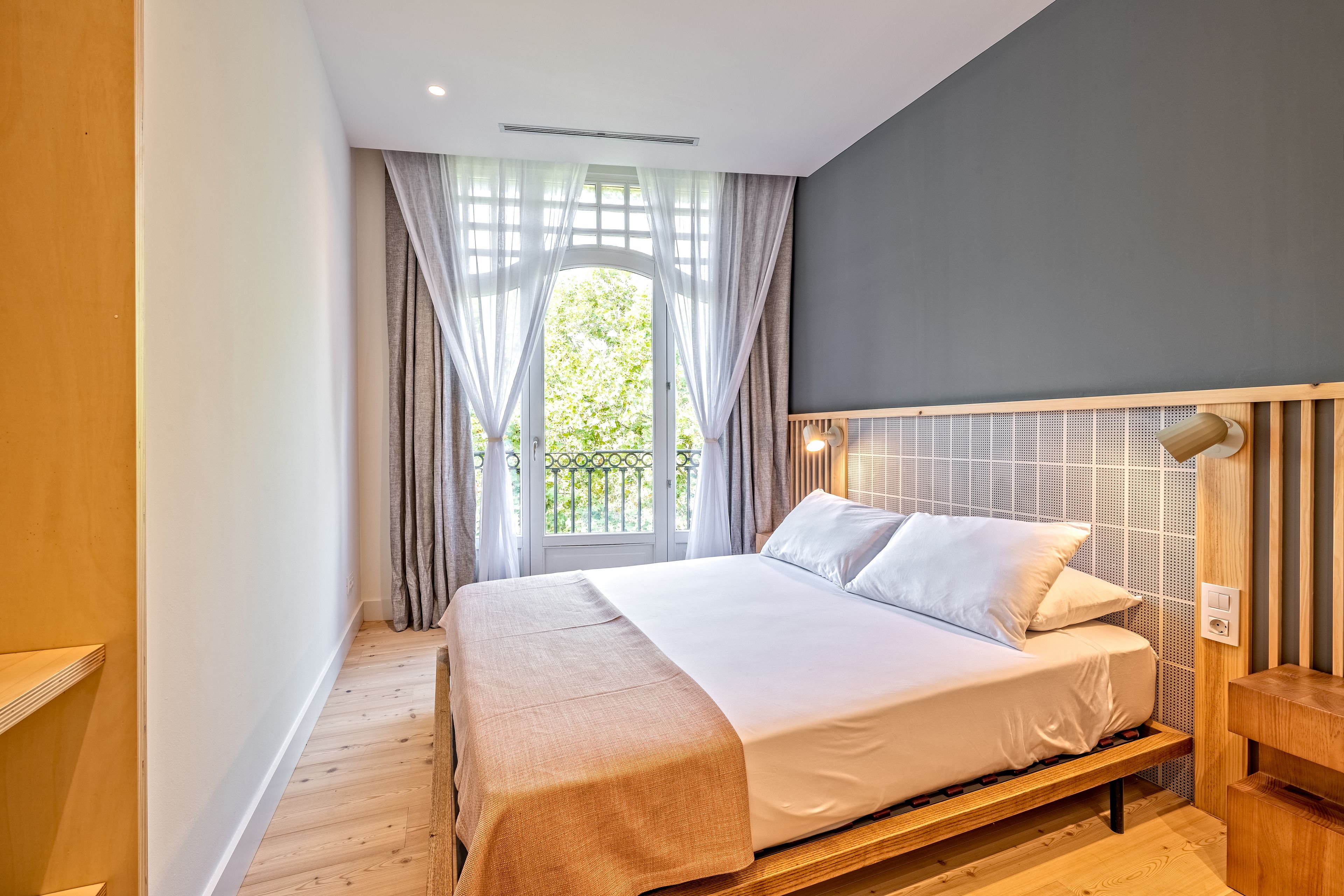 Gòtic by The 5ve Soul