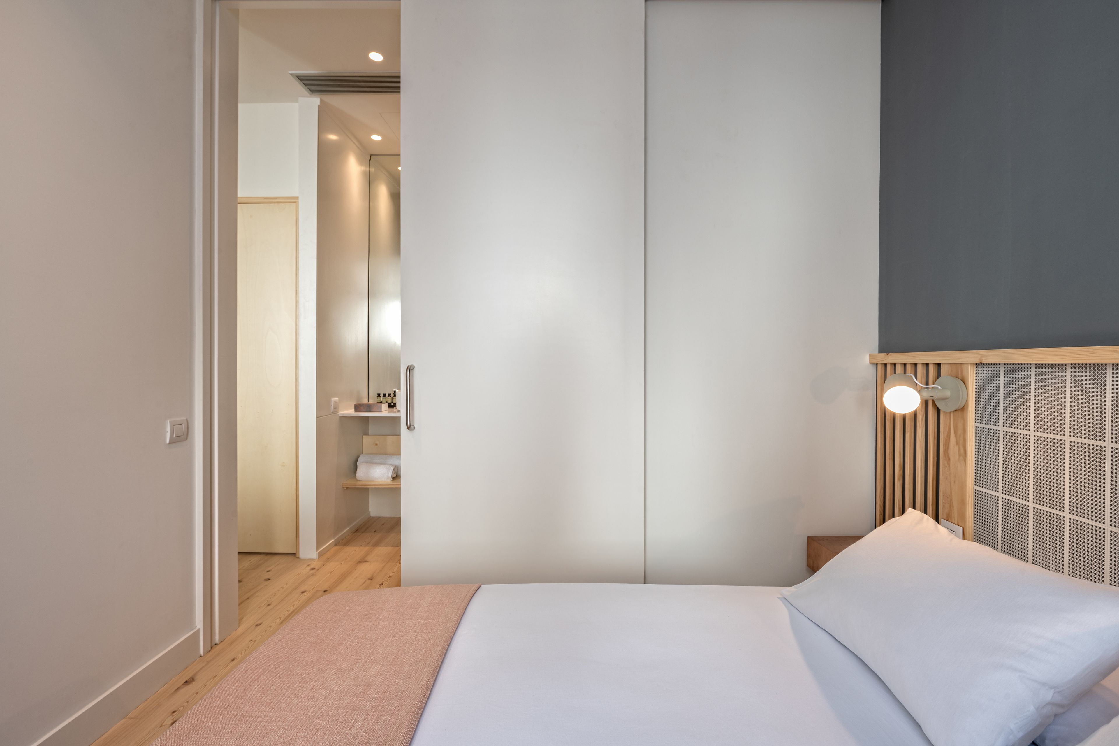 Gòtic by The 5ve Soul