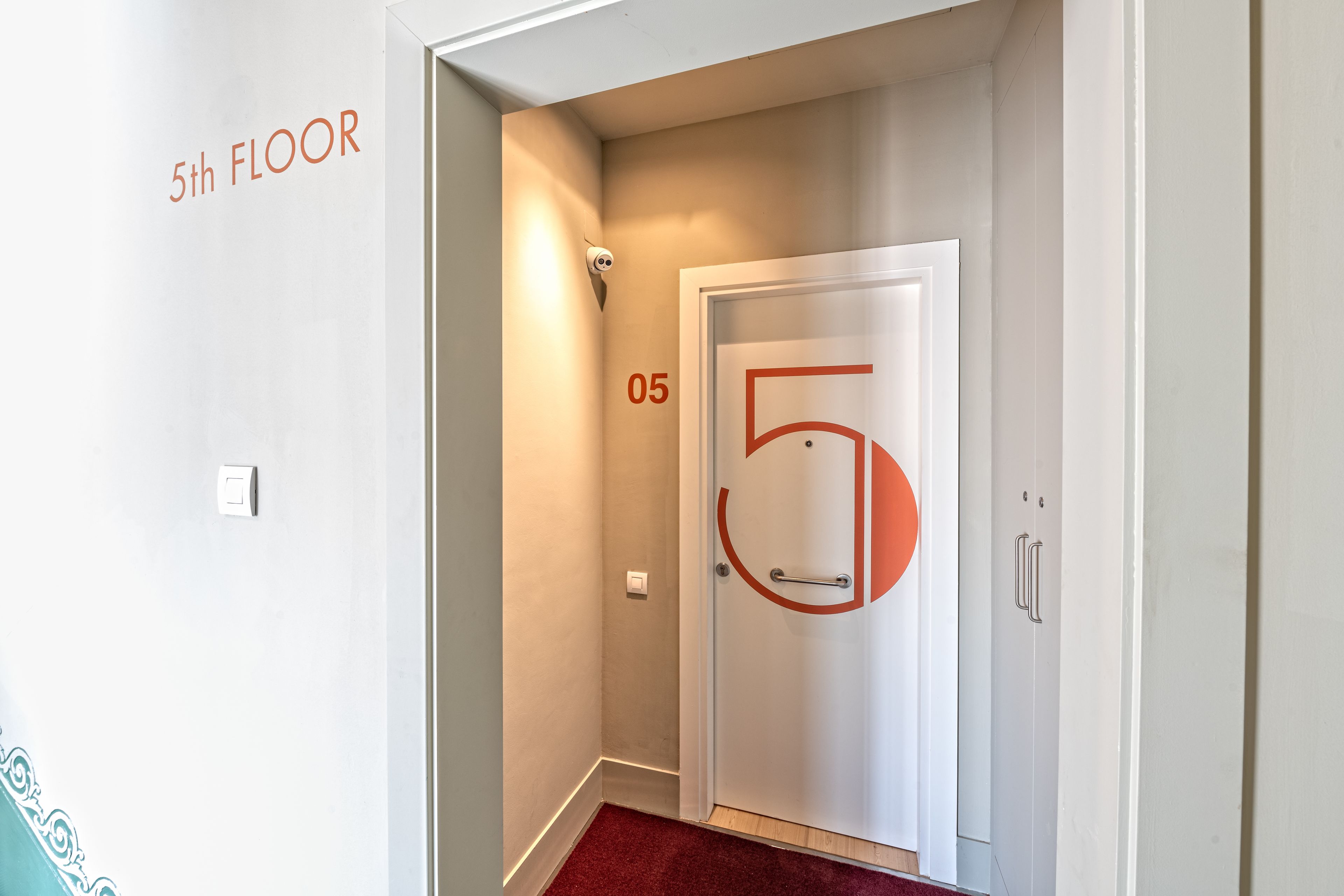 Gòtic by The 5ve Soul