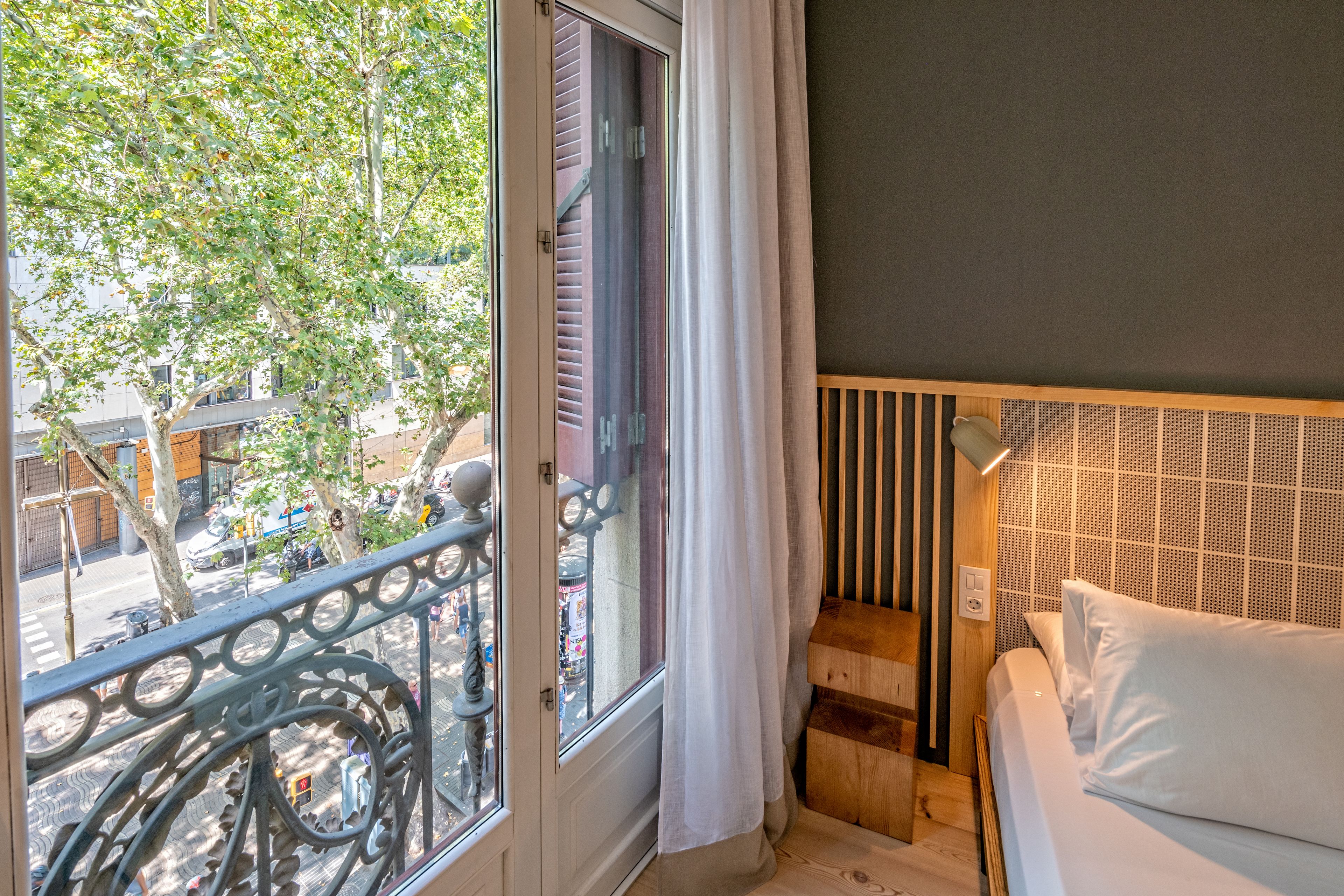 Gòtic by The 5ve Soul