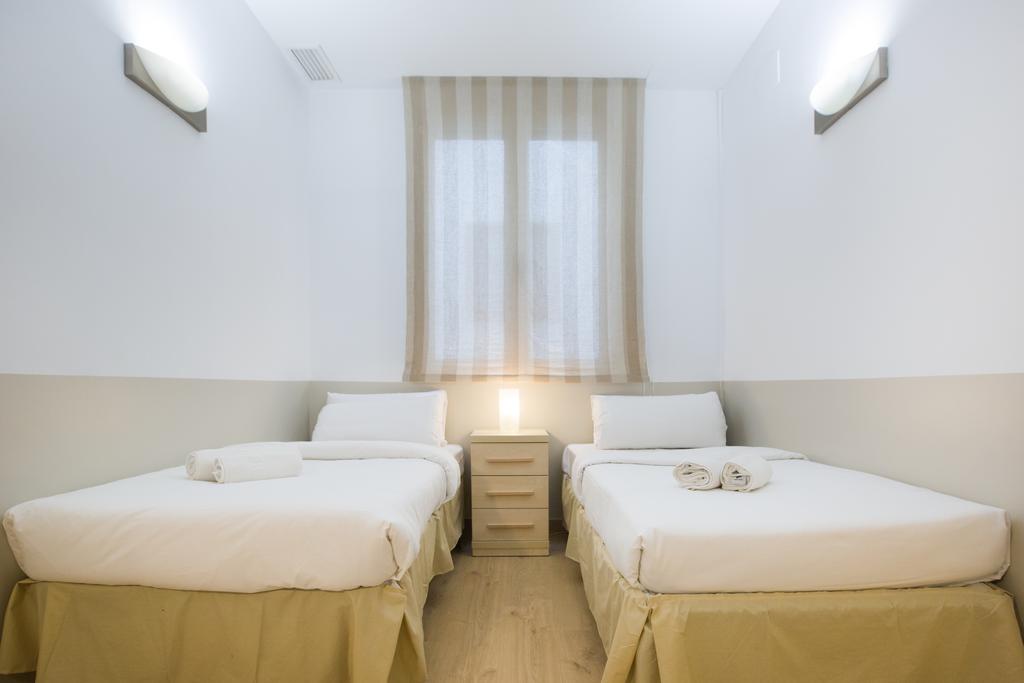 No 335 The Streets Apartments Barcelona