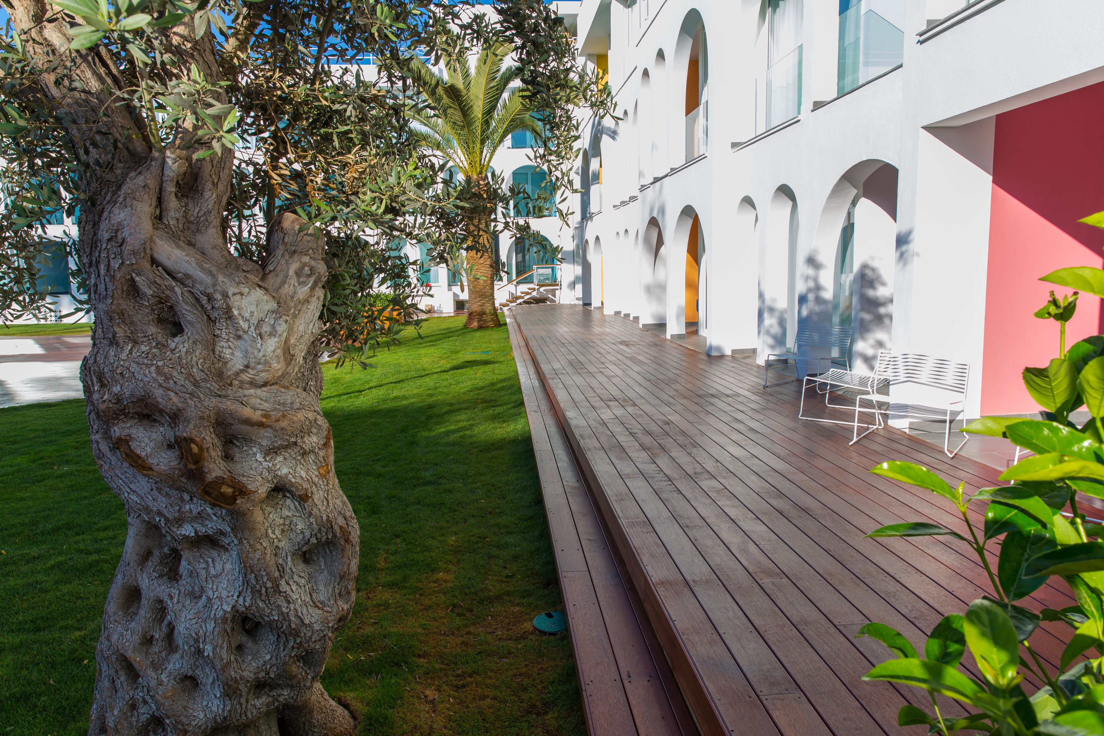 Ebano Hotel Apartments & Spa