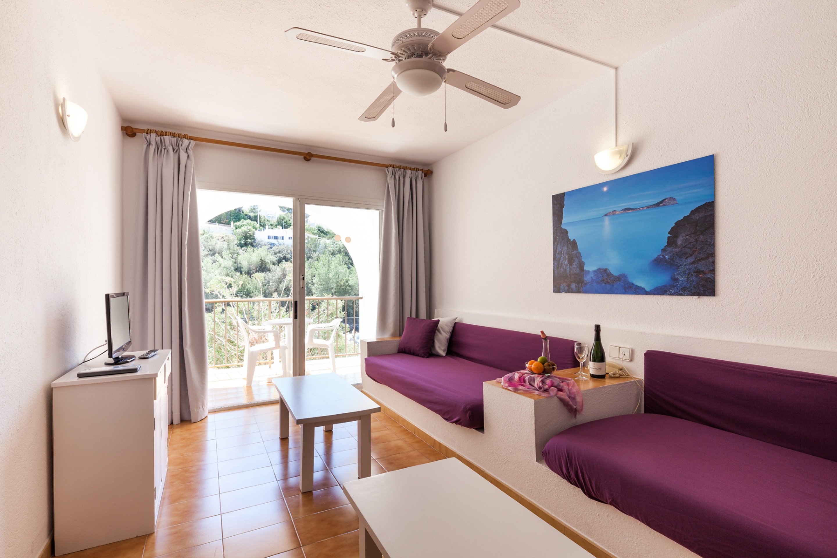 Aparthotel Puerto Cala Vadella