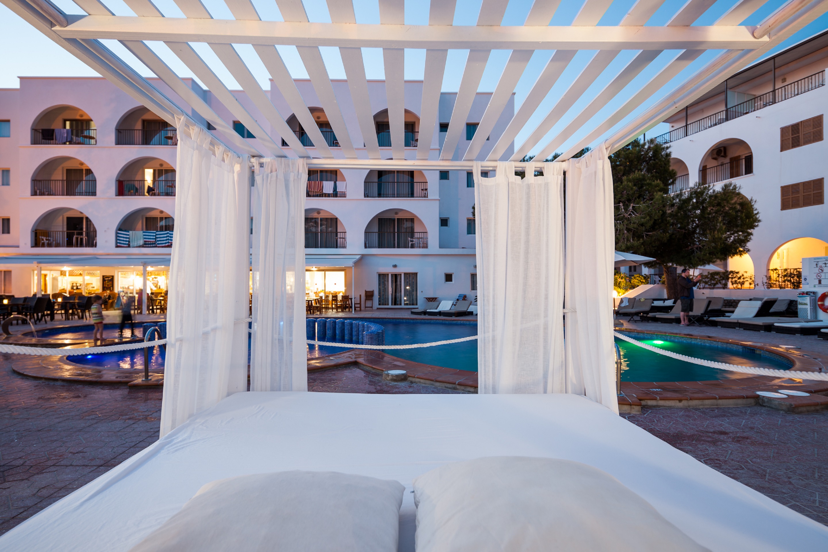 Aparthotel Puerto Cala Vadella