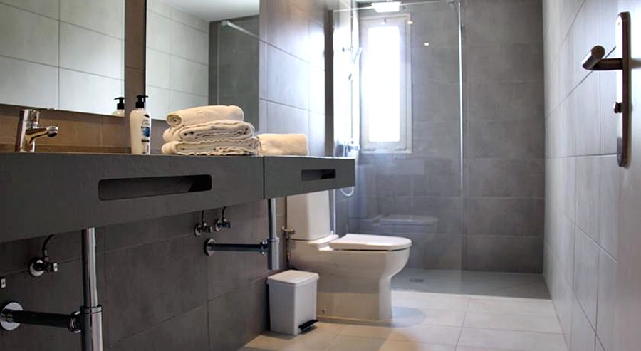 Aparthotel Puerto Cala Vadella