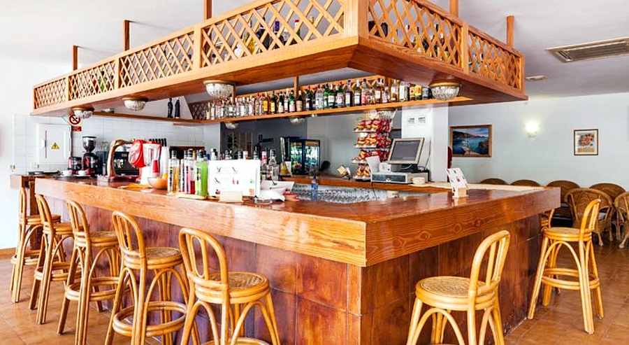 Aparthotel Puerto Cala Vadella