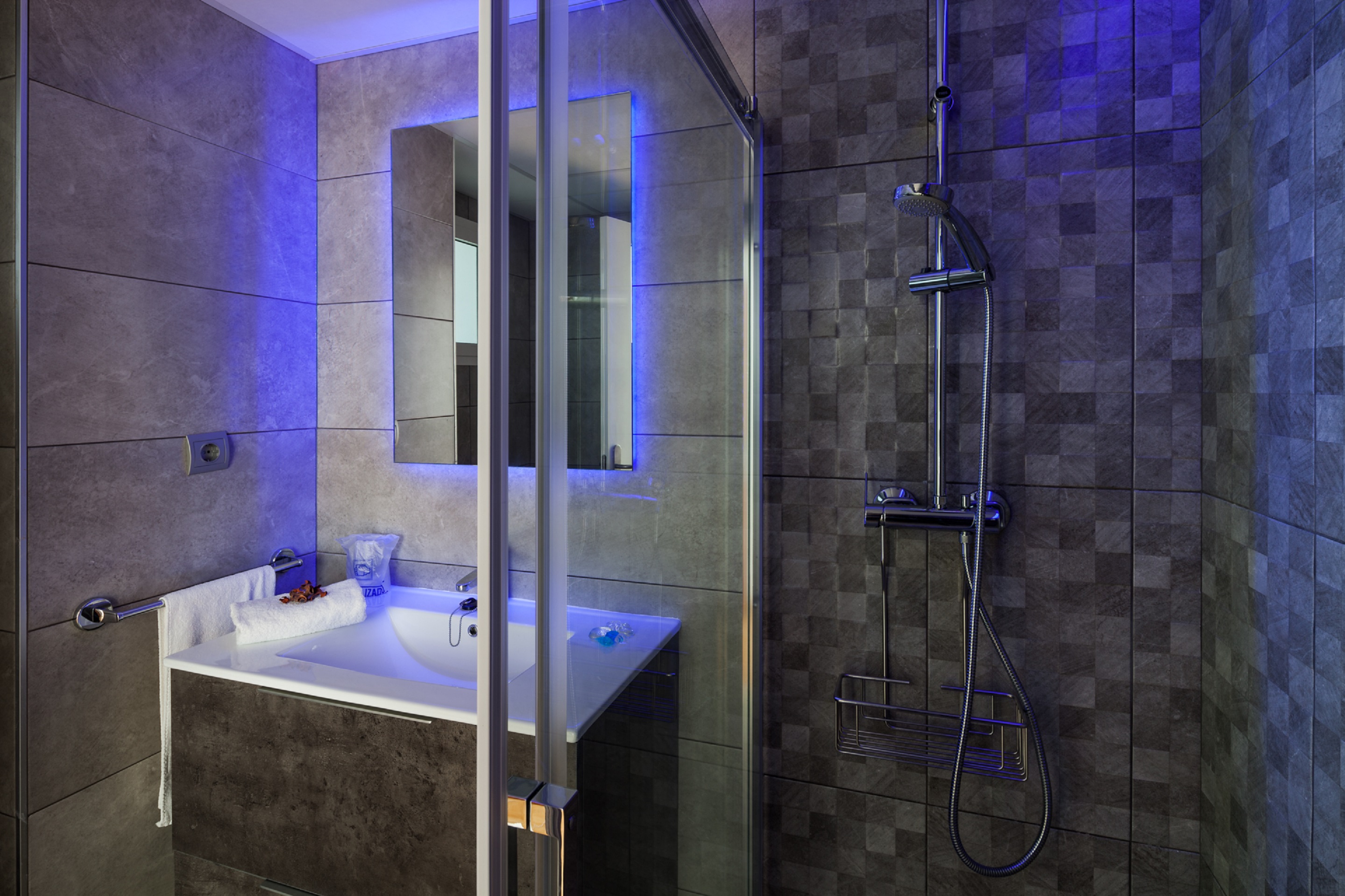 Aparthotel Puerto Cala Vadella