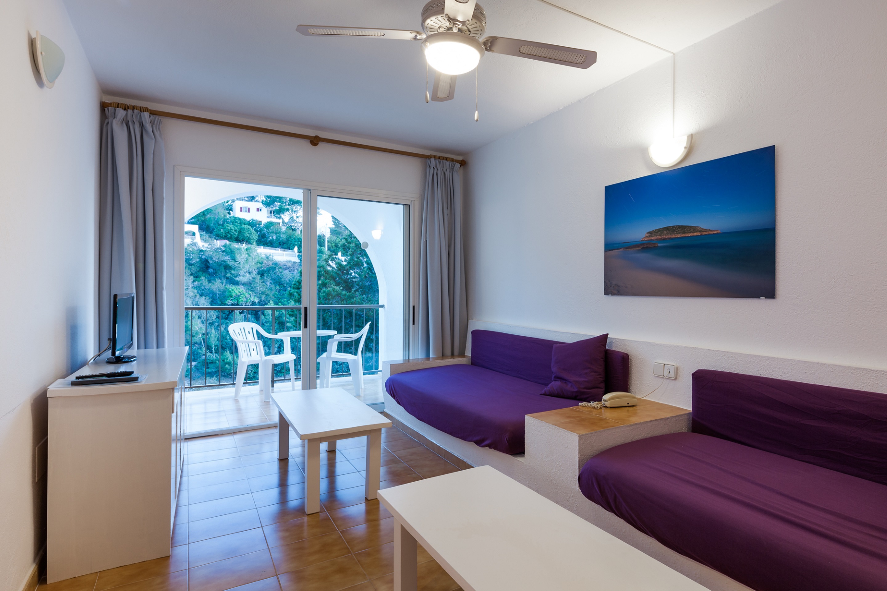 Aparthotel Puerto Cala Vadella