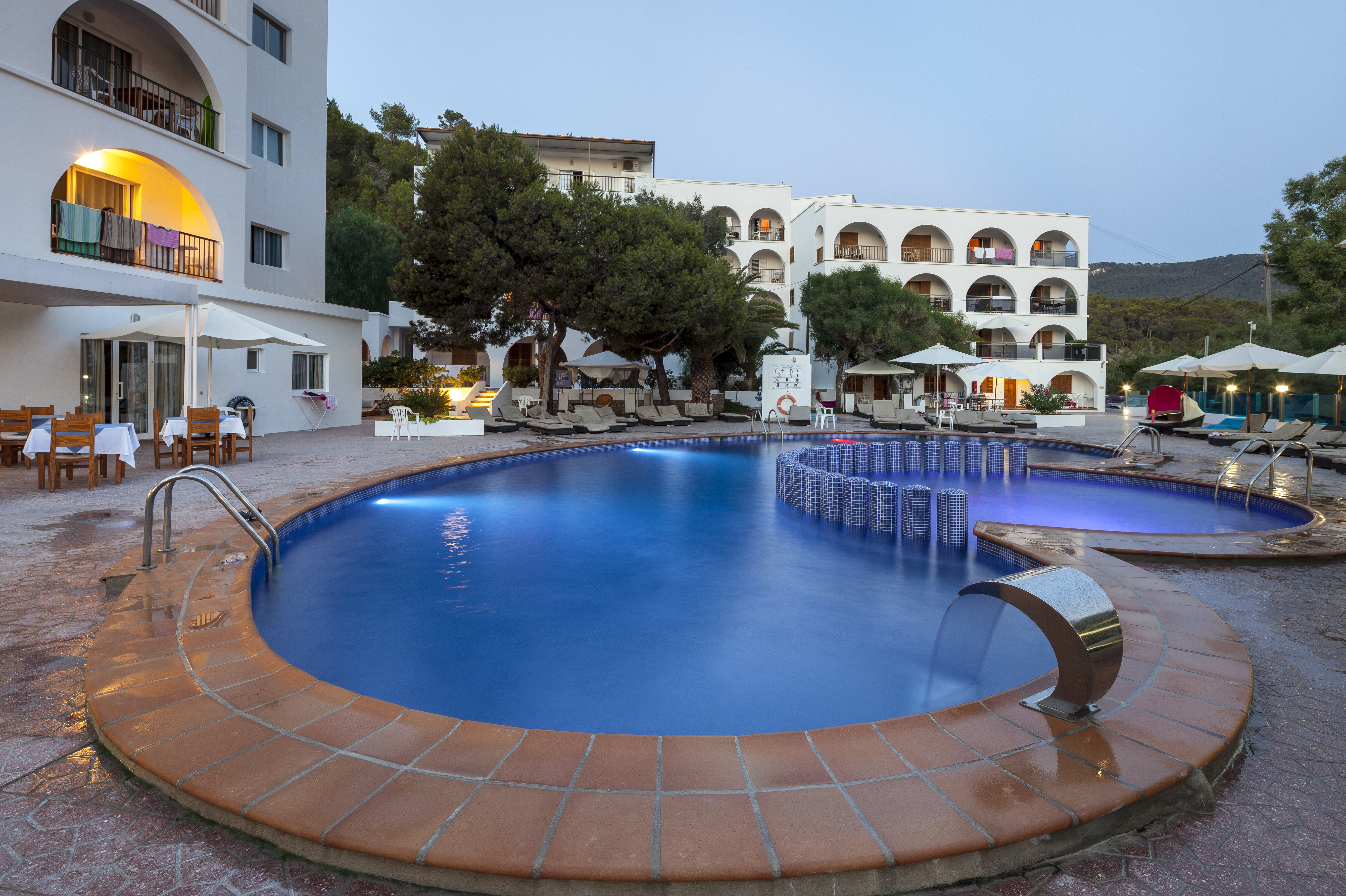 Aparthotel Puerto Cala Vadella