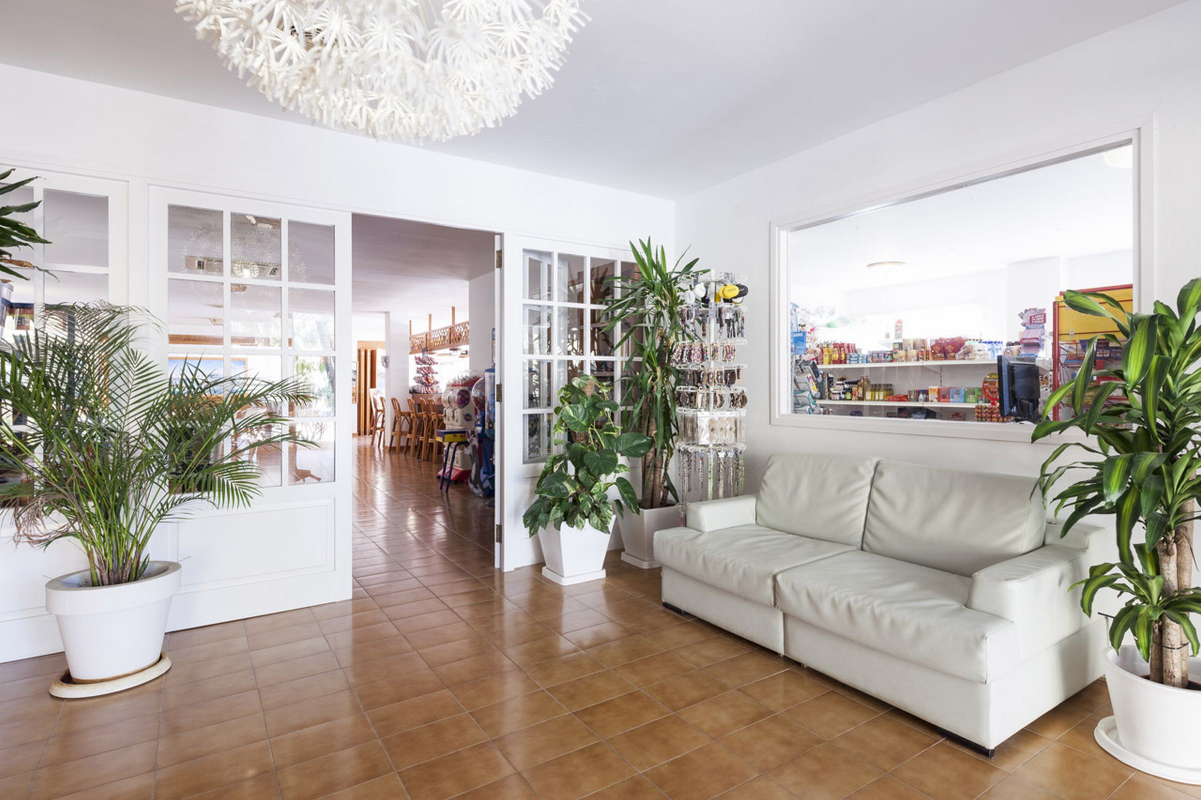 Aparthotel Puerto Cala Vadella