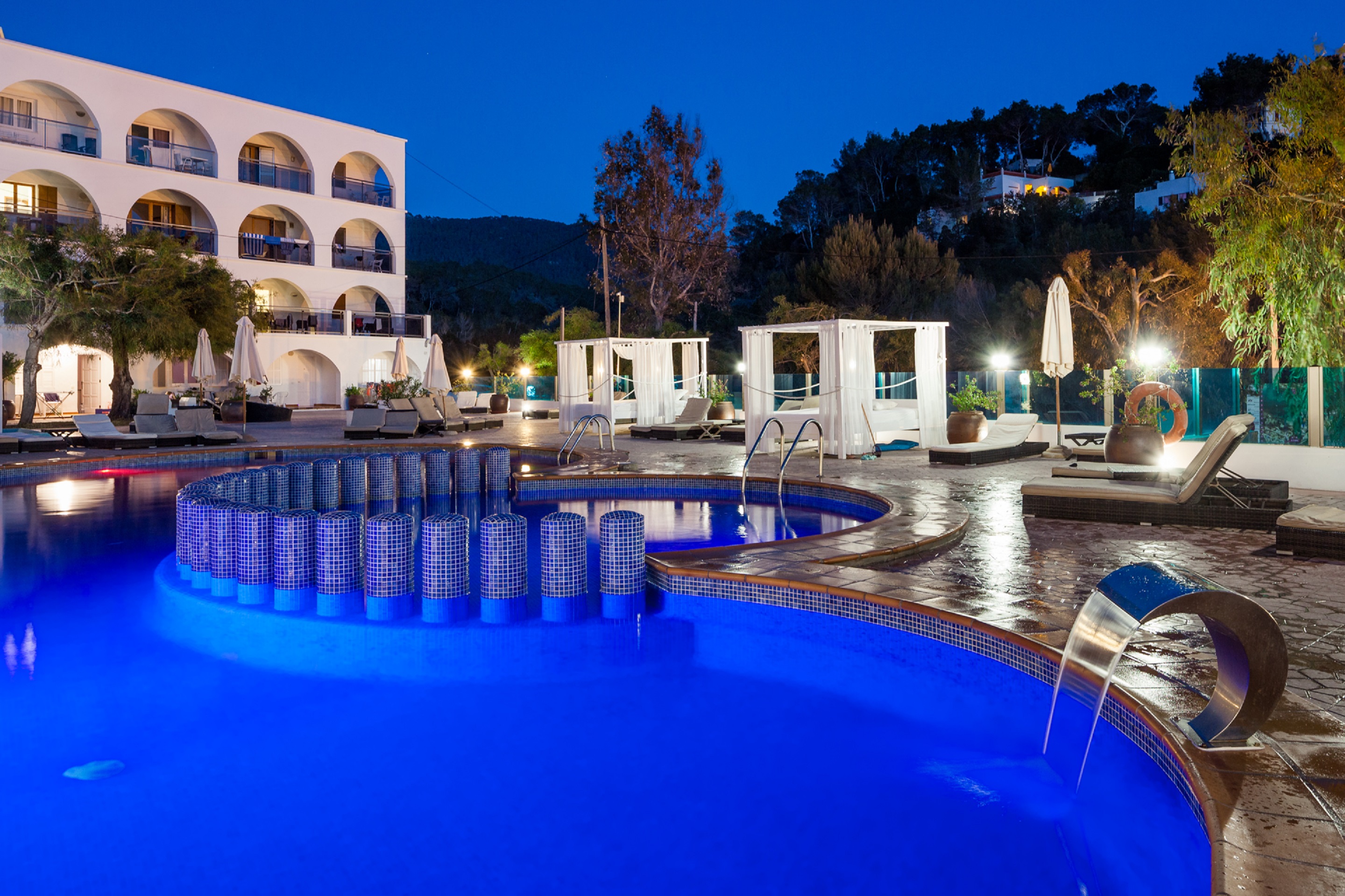 Aparthotel Puerto Cala Vadella