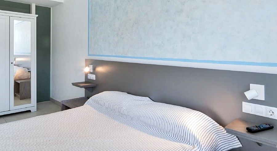 Aparthotel Puerto Cala Vadella