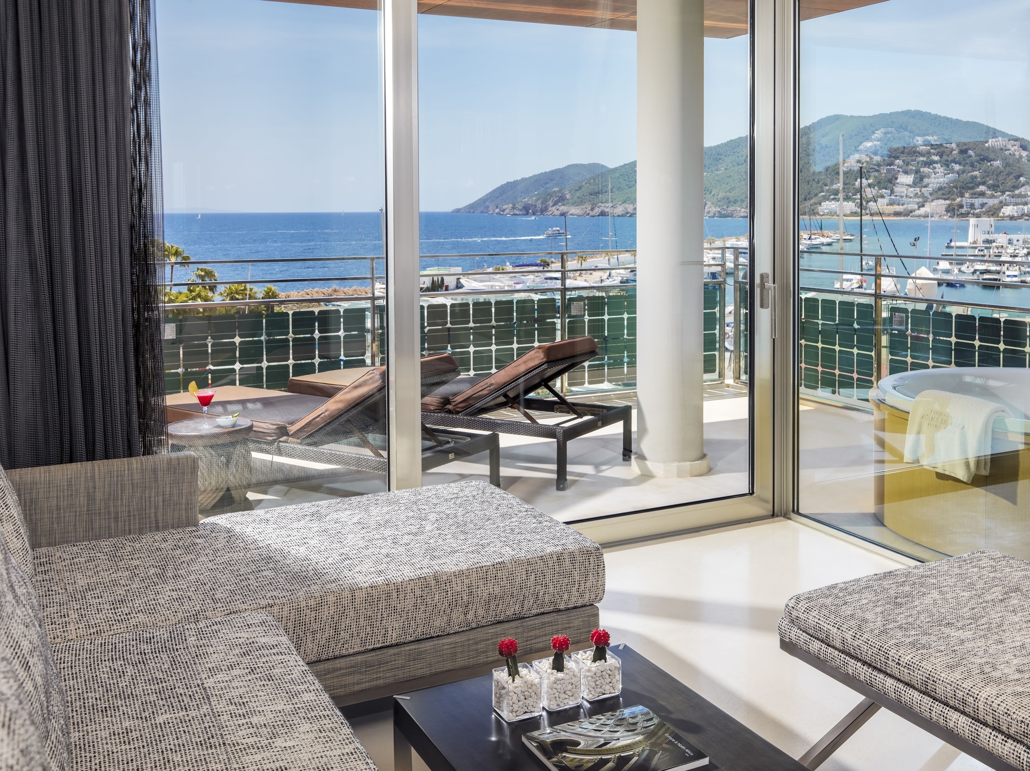 Aguas de Ibiza Grand Luxe Hotel