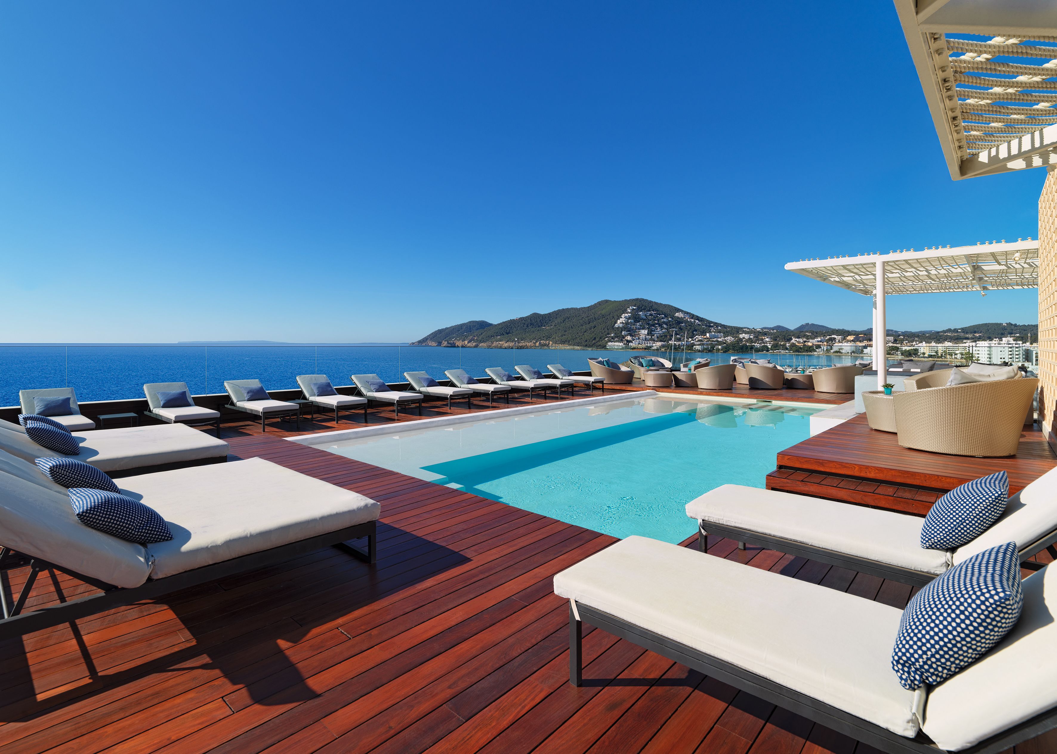 Aguas de Ibiza Grand Luxe Hotel