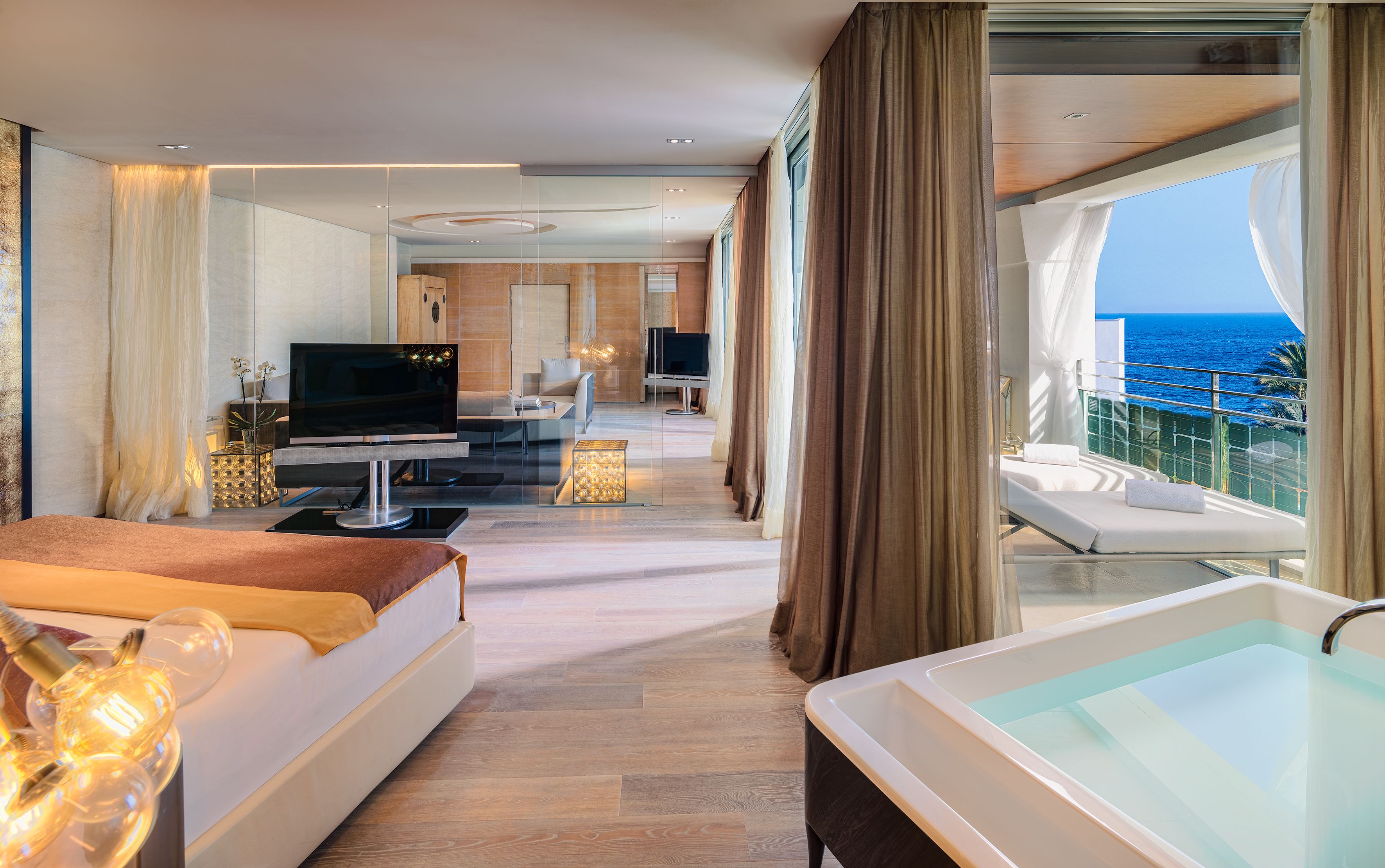 Aguas de Ibiza Grand Luxe Hotel