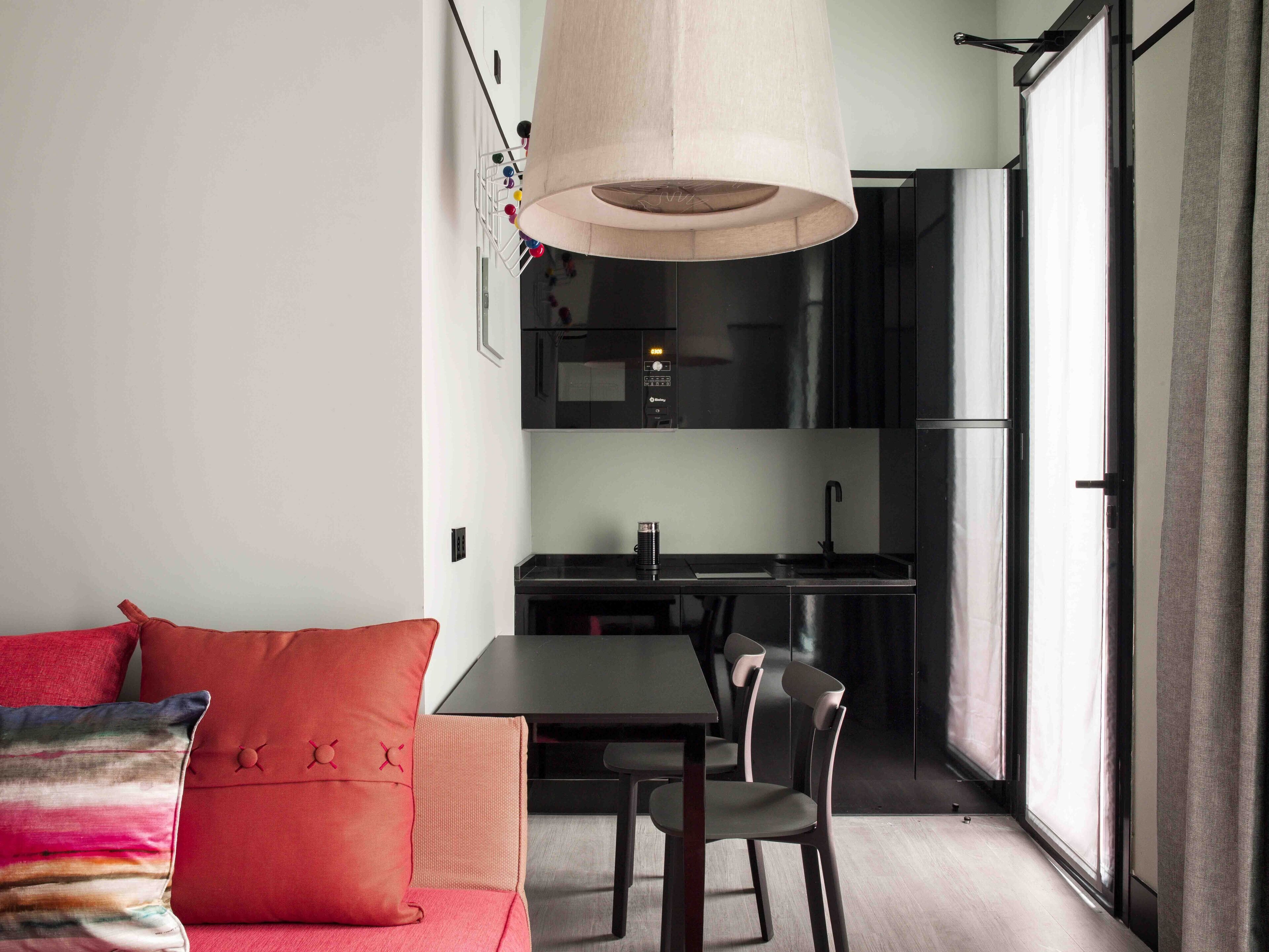 Amor de Dios 17 Boutique Hotel