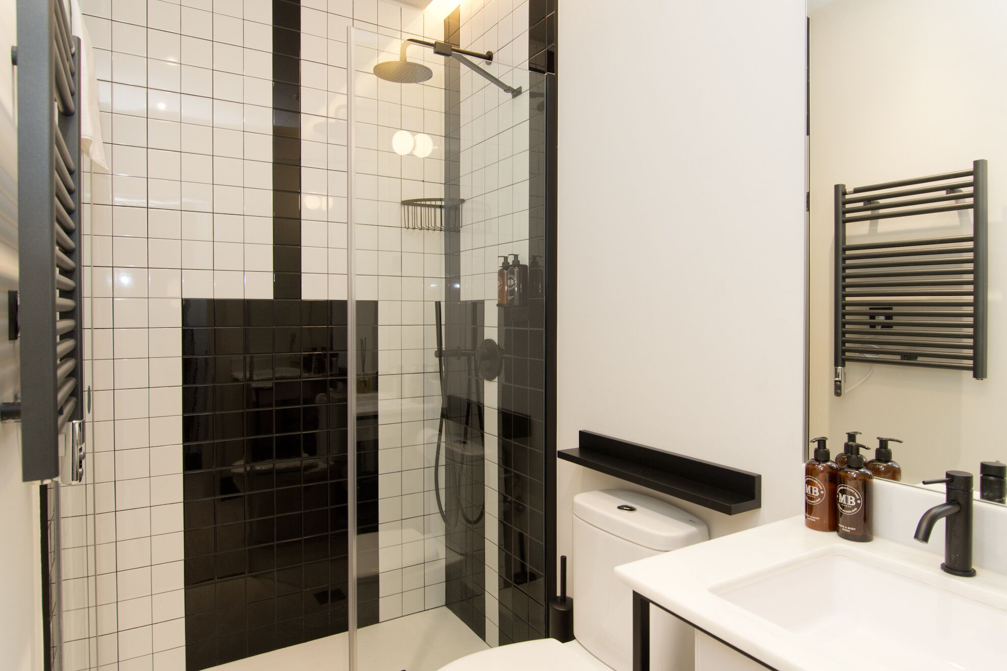 Amor de Dios 17 Boutique Hotel