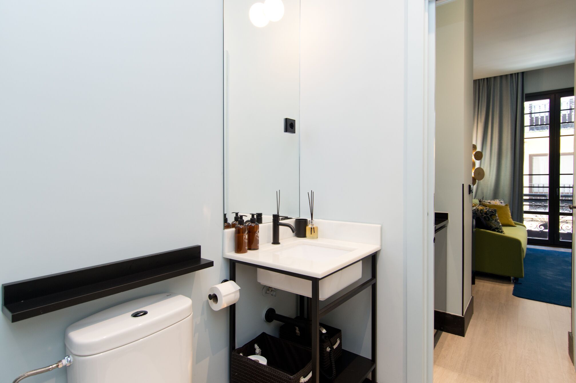 Amor de Dios 17 Boutique Hotel