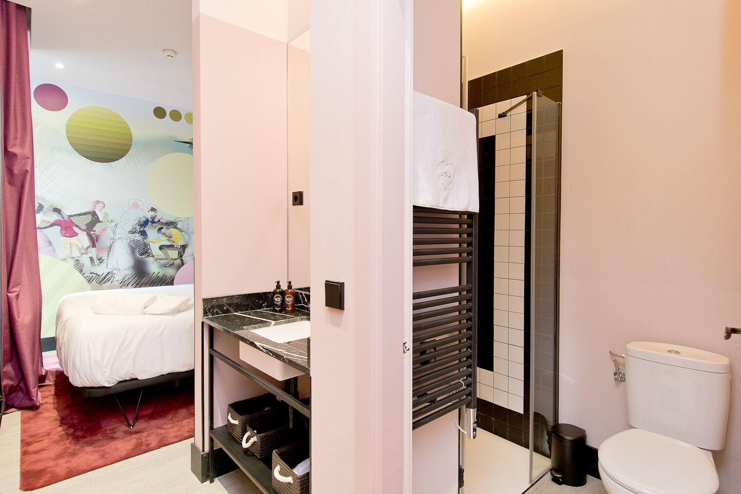 Amor de Dios 17 Boutique Hotel