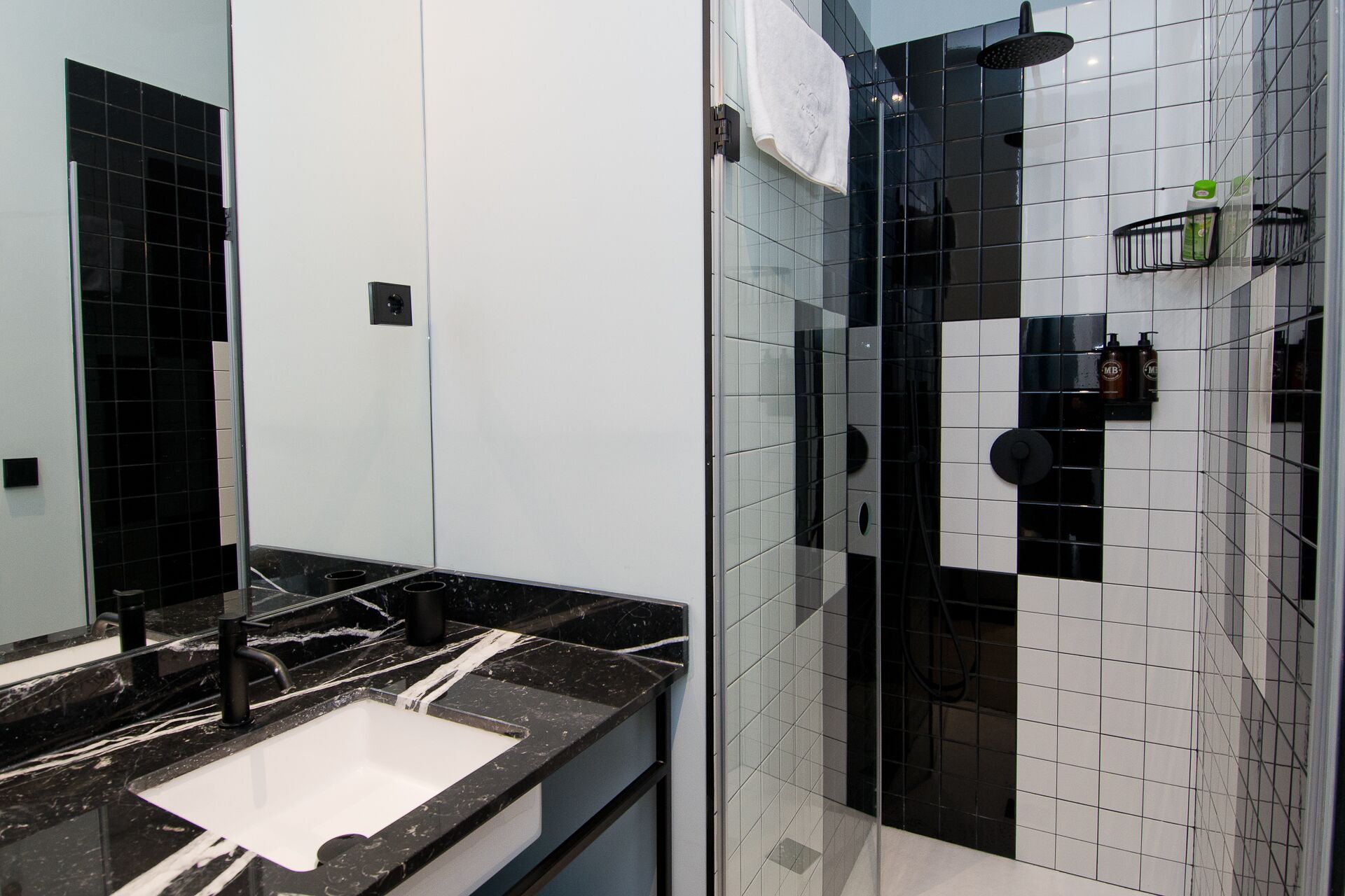 Amor de Dios 17 Boutique Hotel