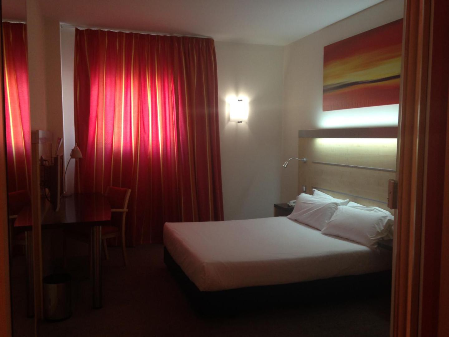 B&B Hotel Madrid Aeropuerto T1-T2-T3