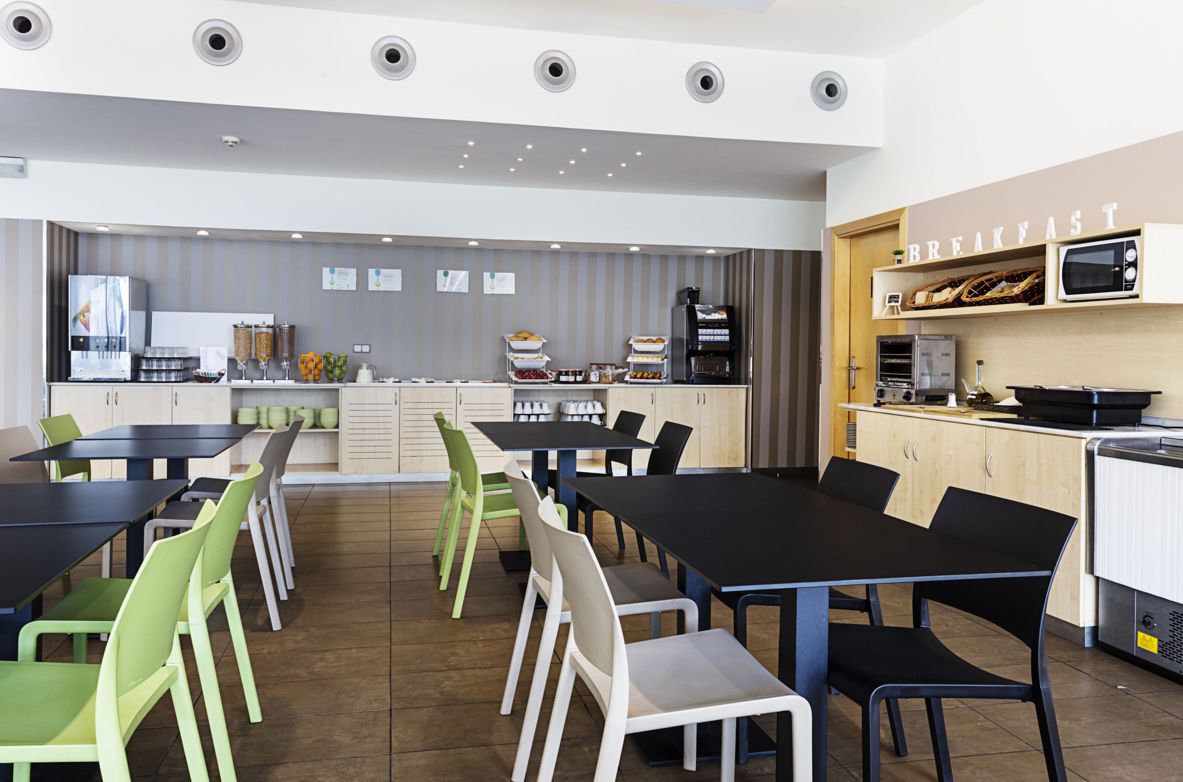 B&B Hotel Madrid Aeropuerto T1-T2-T3