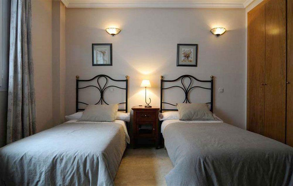 Caballero de Gracia Apartamentos