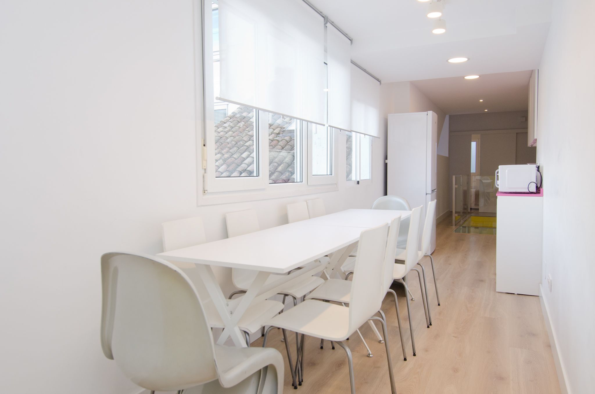 Hellenhost - Gran Vía