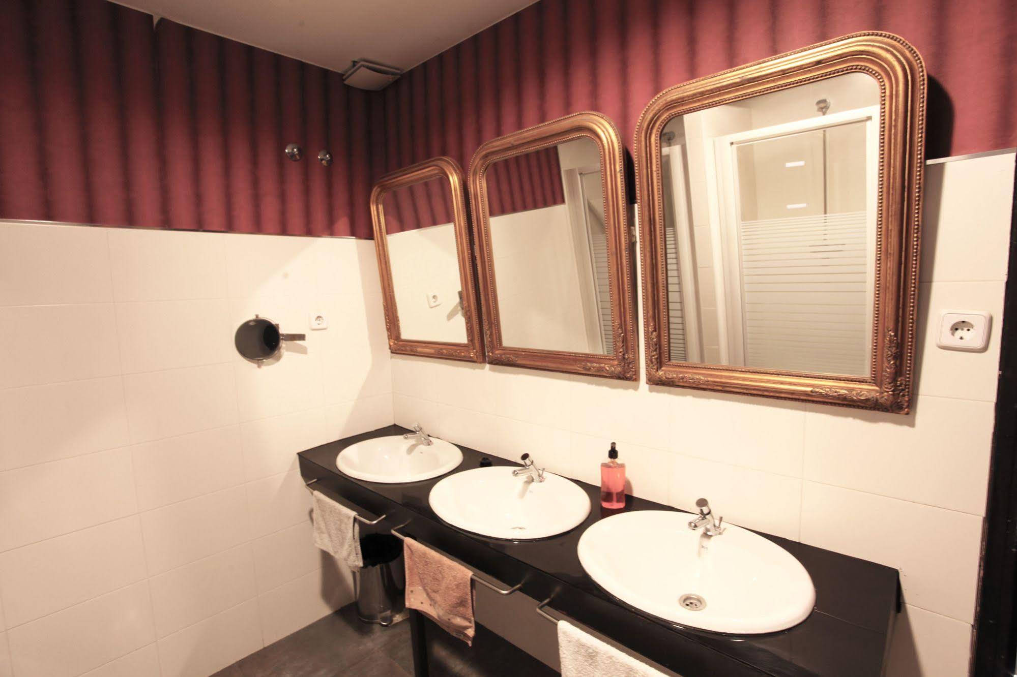 Hostels MeetingPoint