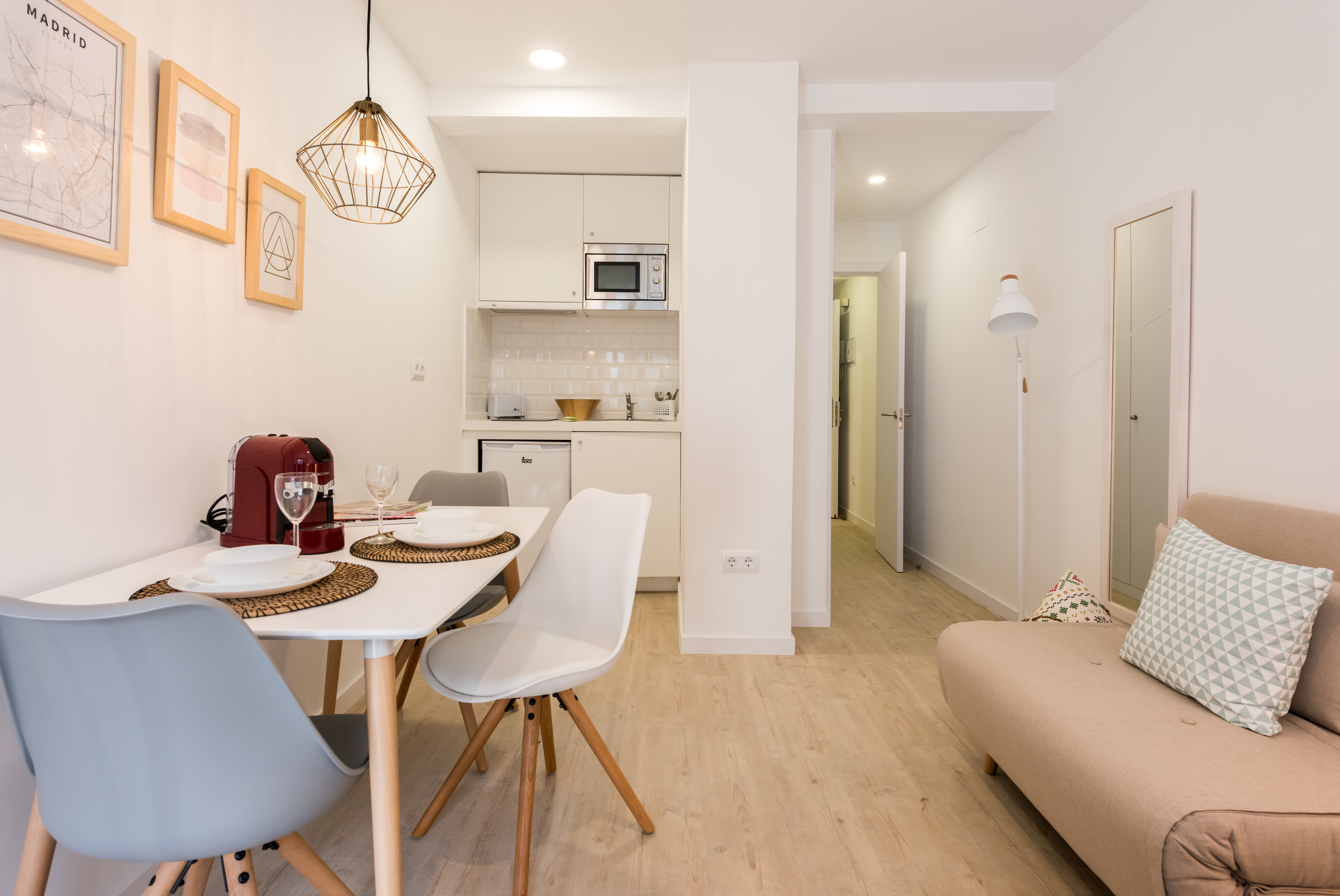 L&H La Latina Selection