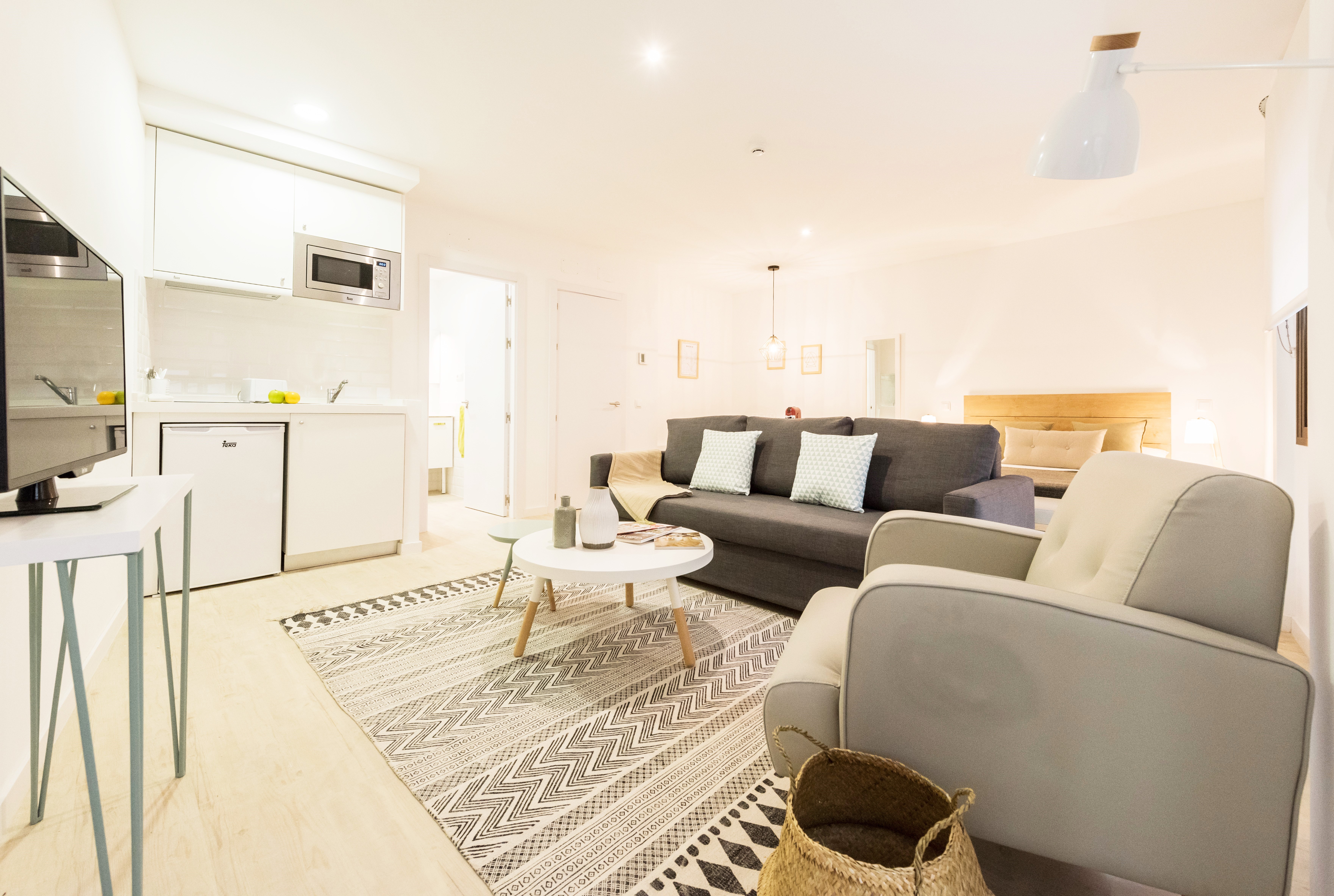 L&H La Latina Selection