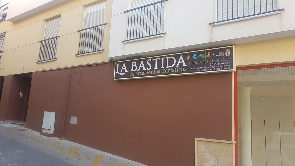 Apartamentos La Bastida